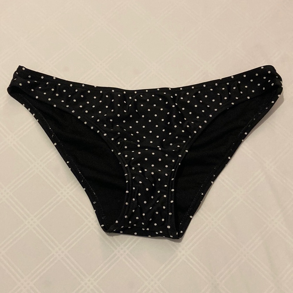 Express bikini bottoms size small. See matching top in size medium